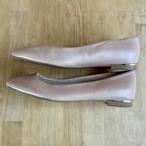 Nine West Point Slip On Leather Ballet Flats Neutral Beige 6M Gold Heel Read